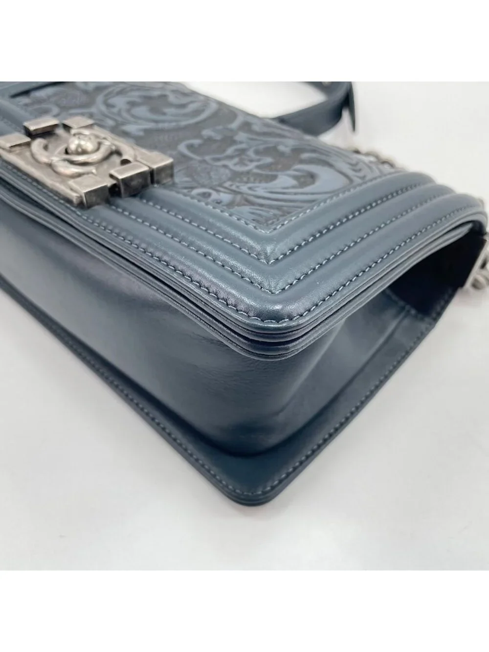 Chanel Shoulder Bag Boy Small